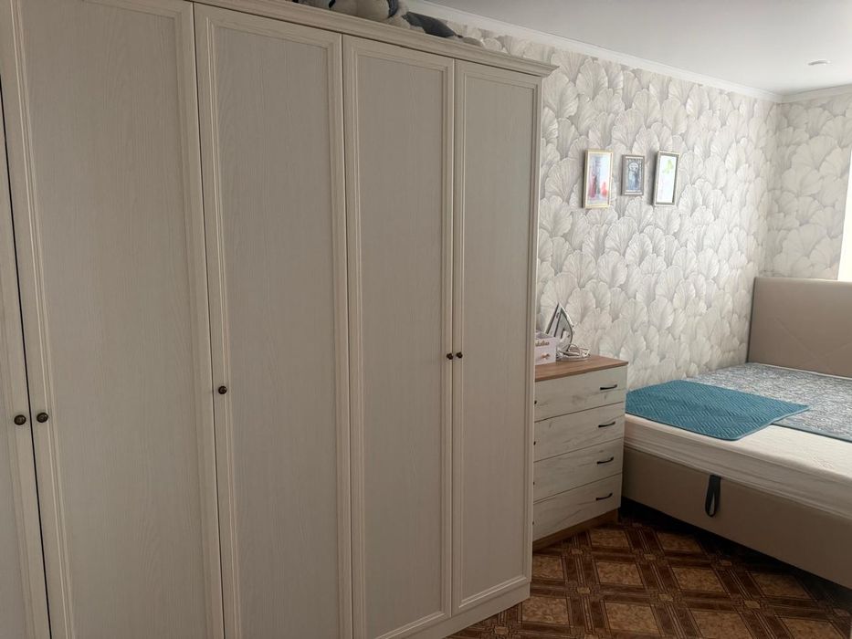 Продам 3к кв в районе малышка