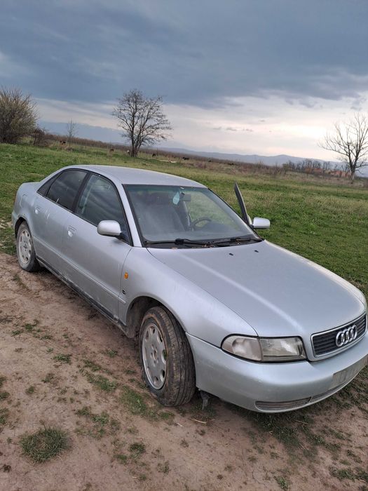 Продавам ауди б5 1.8 125 АДР на части с. Калояново • OLX.bg