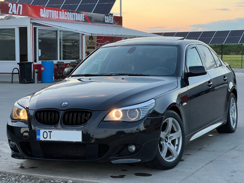 BMW E60 520d LCi/ Pachet M/ 2009/ Trapa/ Navi mare/ Piele/ Xenon