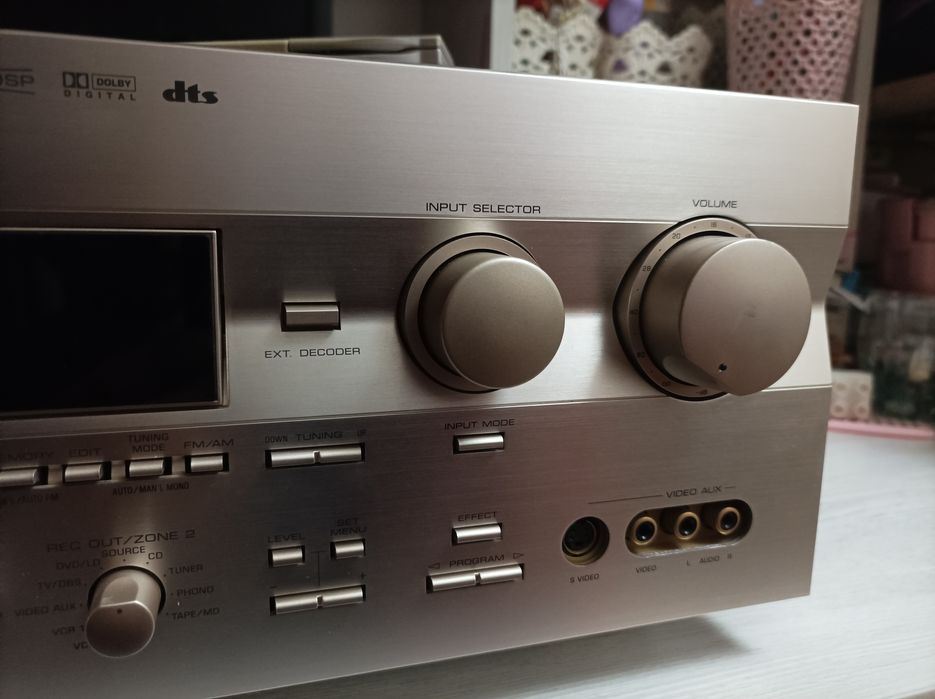 Yamaha rx v995 receiver uslitel
