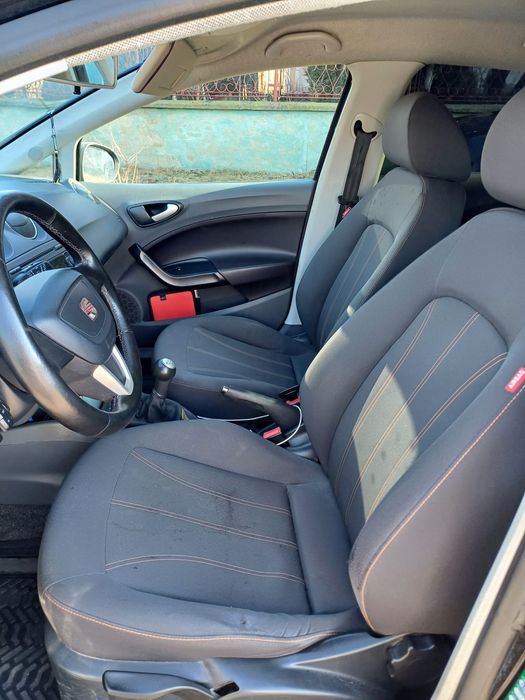 Vând Seat ibiza b+gaz