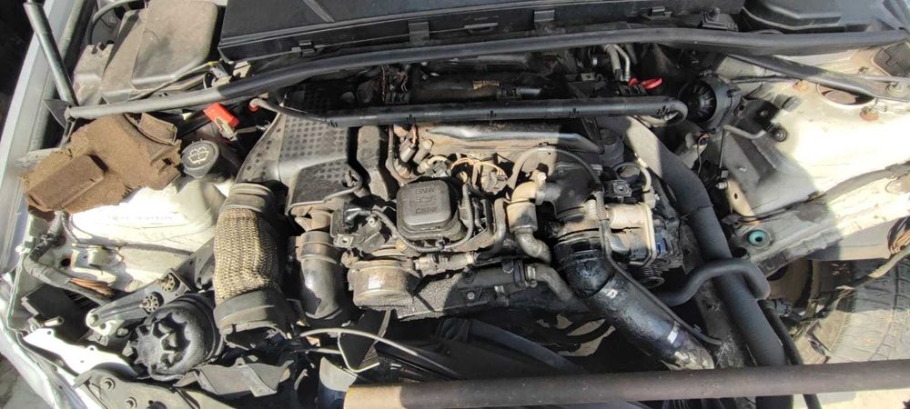 Dezmembrez BMW E90 320D 2.0D an 2006 cod motor M47N2