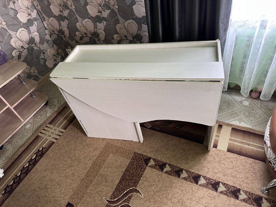 Продам стол складной