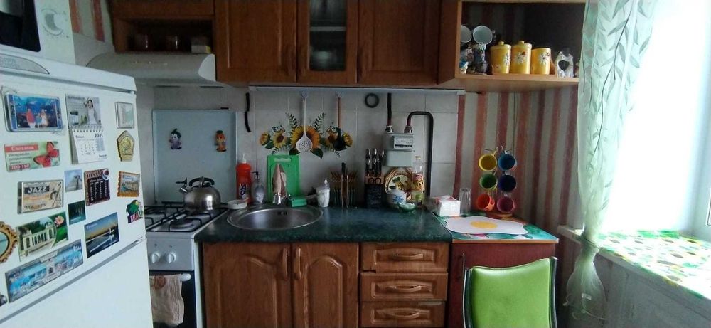 Продам 3х ком квартиру . центр