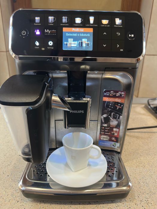 Vand Espressor automat Philips Seria 5400