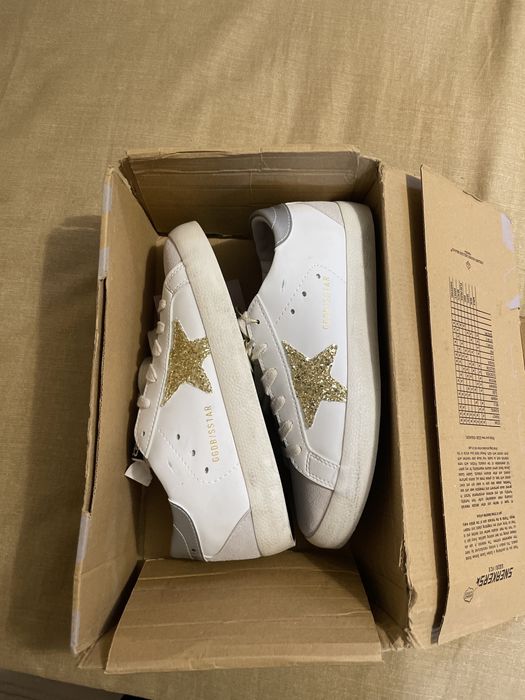 Adidasi dama golden goose