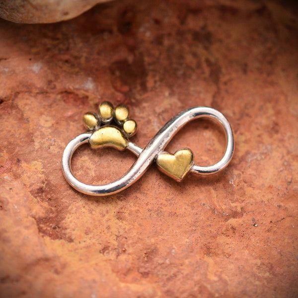 Сребърен медальон 925 „Безкрайност със сърце и лапичка“