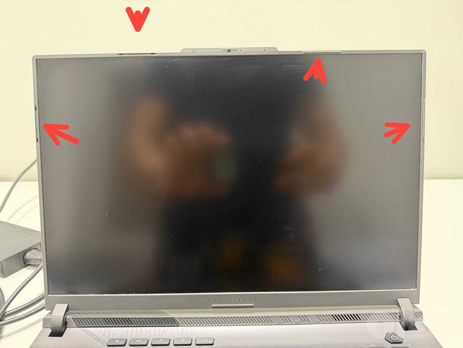 ASUS ROG Strix G16/i9-14900HX/ RTX 4060/ 2K 240 (Korpusi defekti bor)