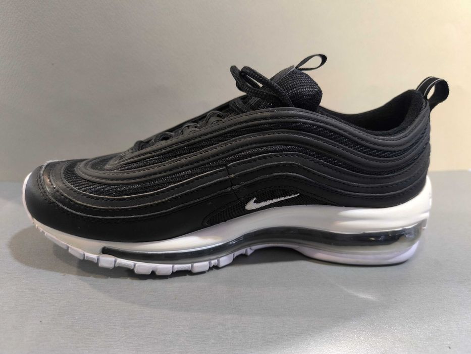 ПРОМОЦИЯ 20% Nike Air Max N37,5.Maратонки с камера.Нови.Оригинал.