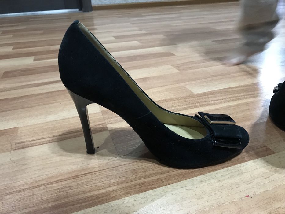 Женские туфли