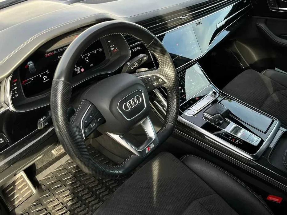 Audi Q7 50 TDI – S line – Quattro