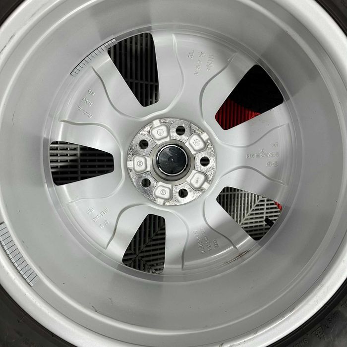 Jante Audi Q7 Q5 iarna TVA19% anvelope 235 55 19