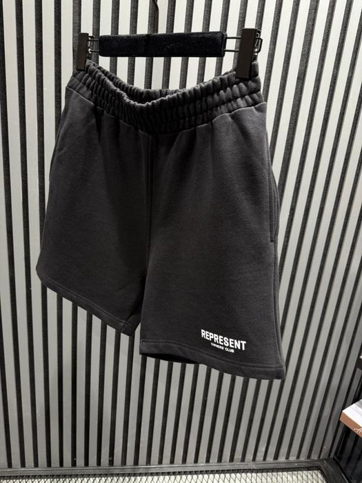 Мъжки къси панталони различни модели