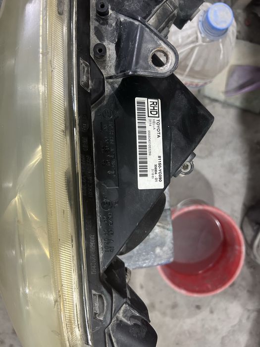 Продам фары от камри 30