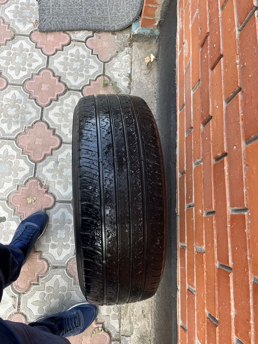Продам резину комплект резины