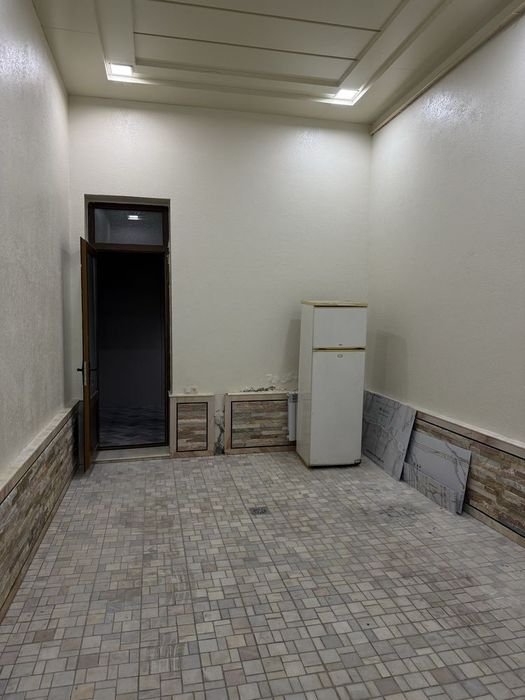 Arenda Yunusobod Hasanboy biznes ga taklif noturar 

Площадь: 177 м²