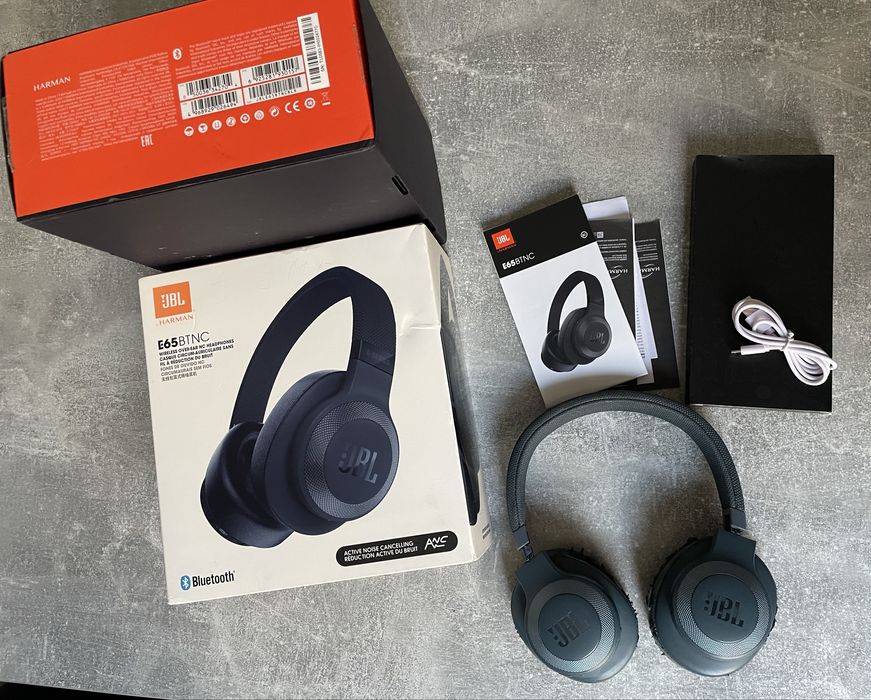 JBL E65  HARMON слушалки