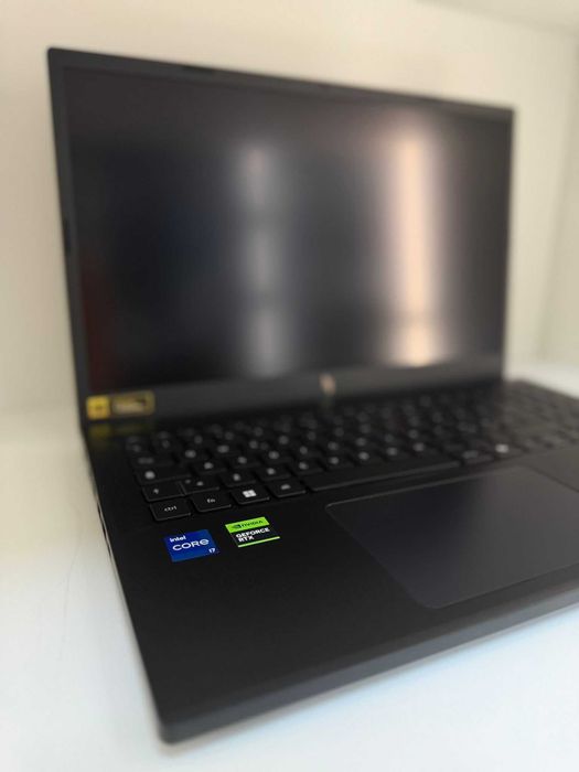 Dracula Amanet: Laptop ACER NITRO V 15 ANV15-52-77F6, NOU.