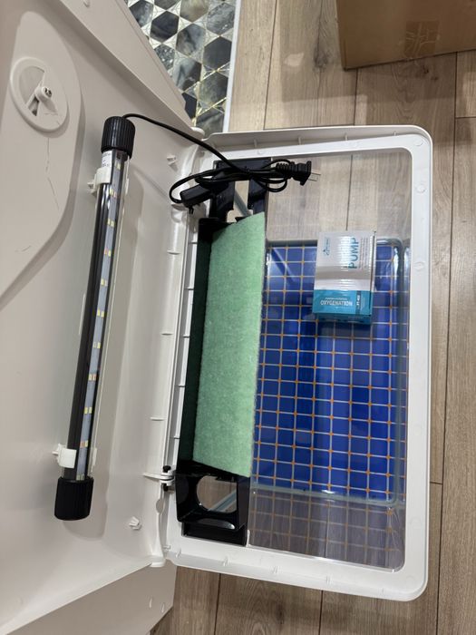 Аквариум 50 литр все есть