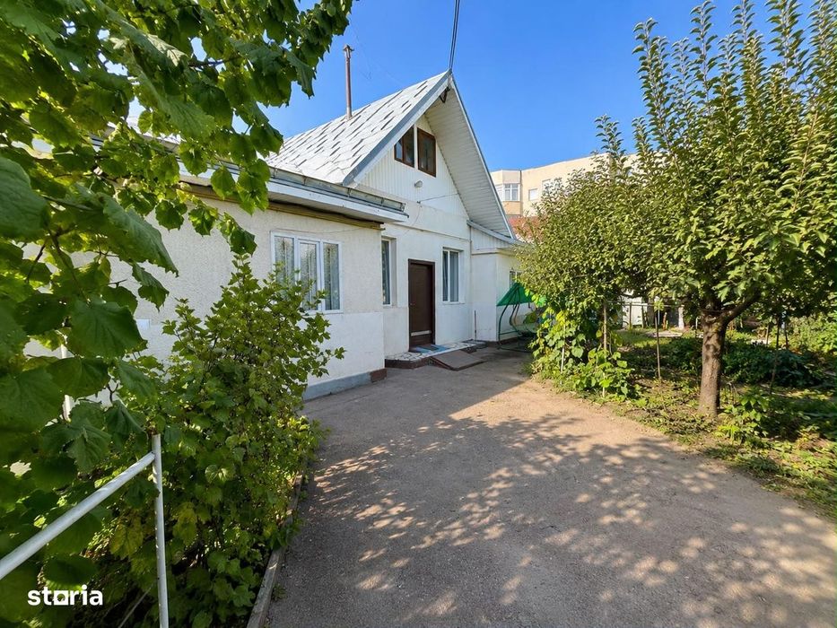 O Casa Deosebita intr-o zona linistita confort si eleganta