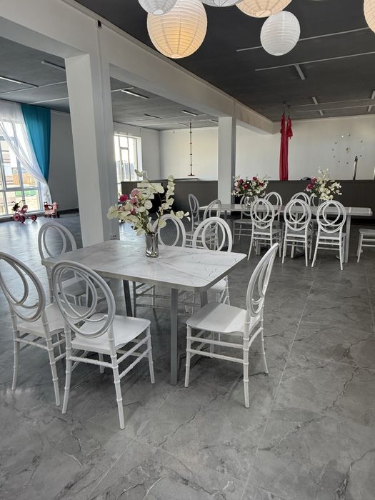 Столы для кухни и кафе