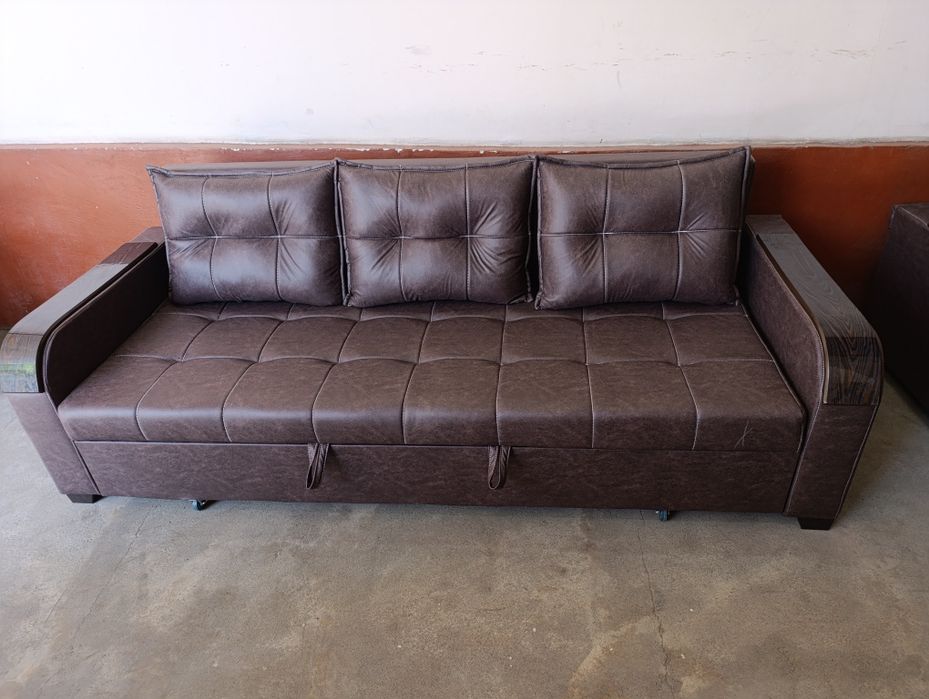 Rasqladnoy divan