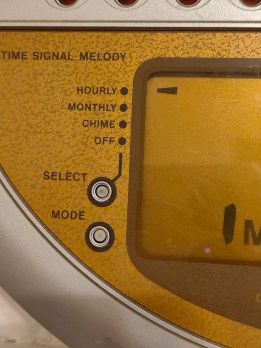 Оригинален Японски Стенен Часовник CASIO с Мелодии на Бийтълс 1970те г