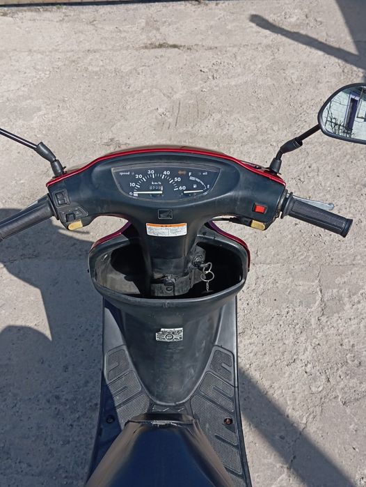 Продам Honda Dio AF-34