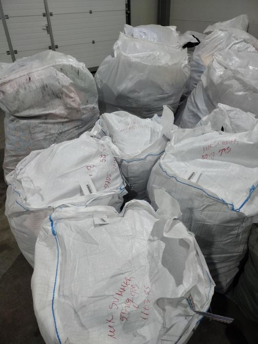 Обувки  на  едро