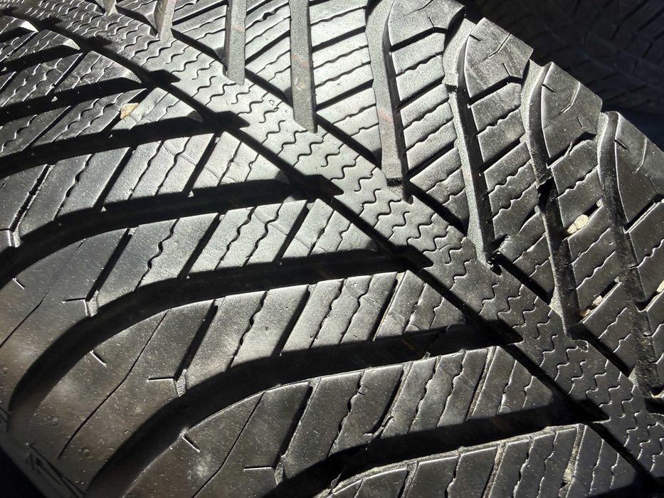 2x Anvelope All Season 205/55 R16 M+S - GoodYear Vector 4 Seasons