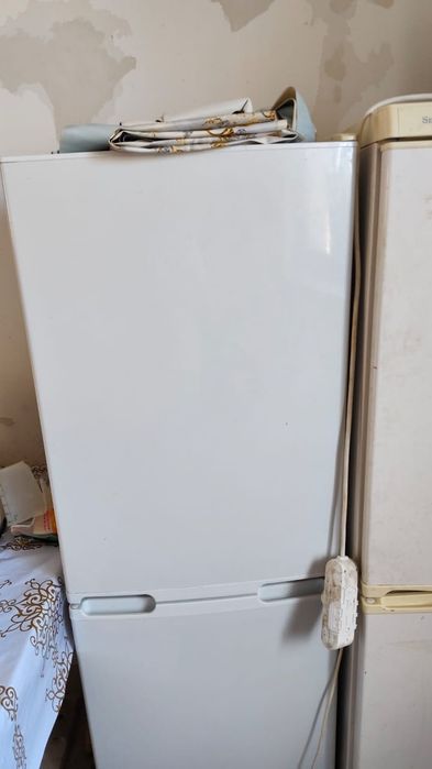 Продам холодильник