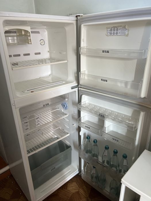 Срочно продается холодильник