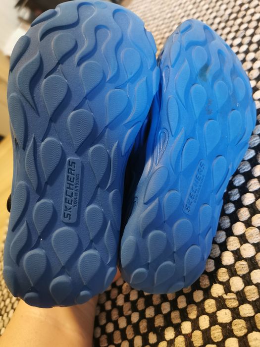 Saboti Skechers 29