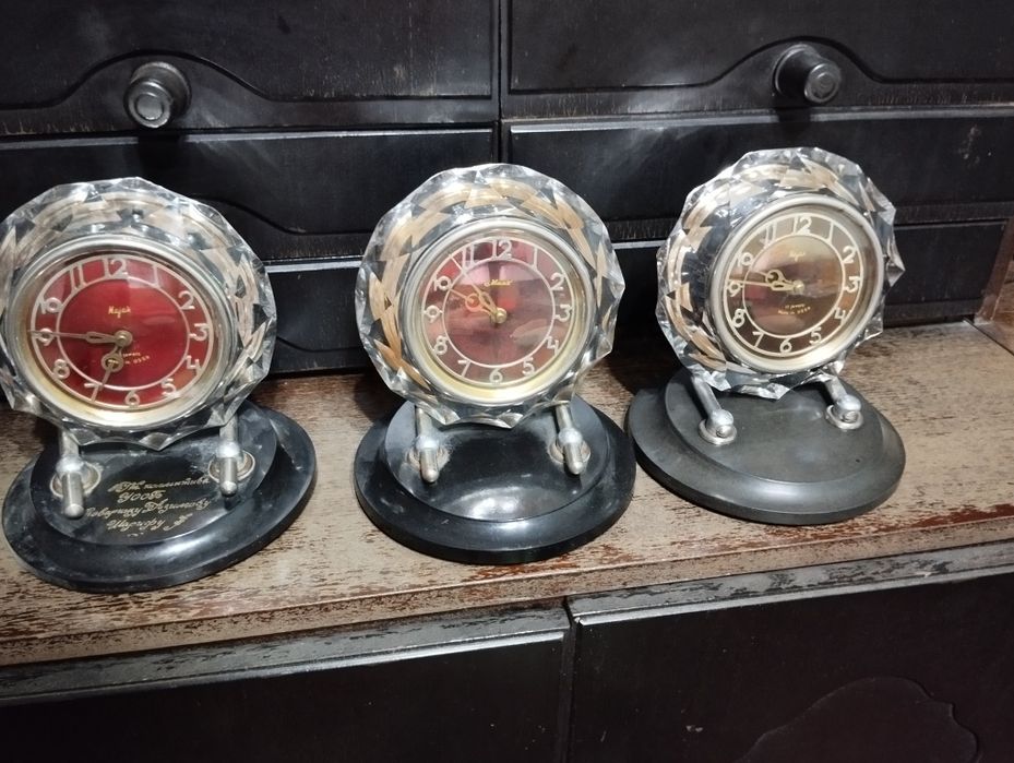 Настольные часы СССР механика