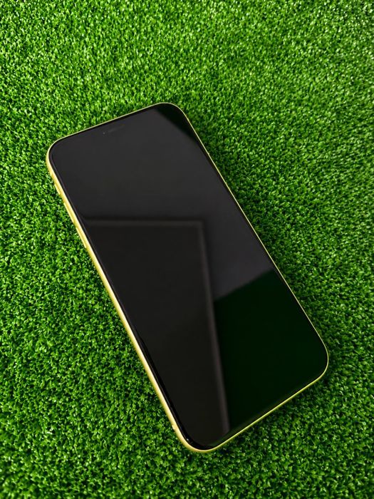 iPhone 11 64 gb.