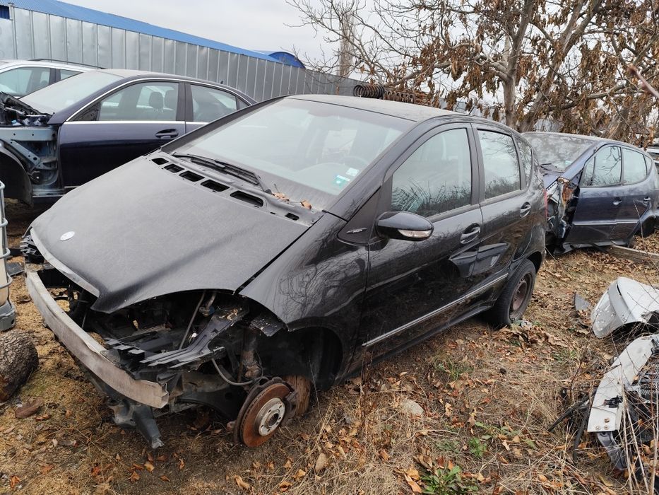 На части 1.7 бензин , 1.8 cdi дизел A class W169 Mercedes