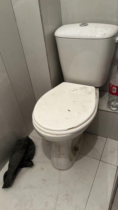 Продам унитаз