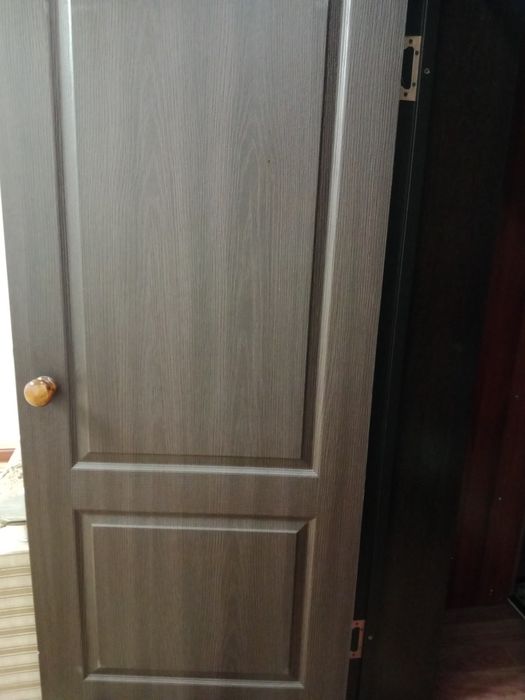 Продам двери межкомнатные