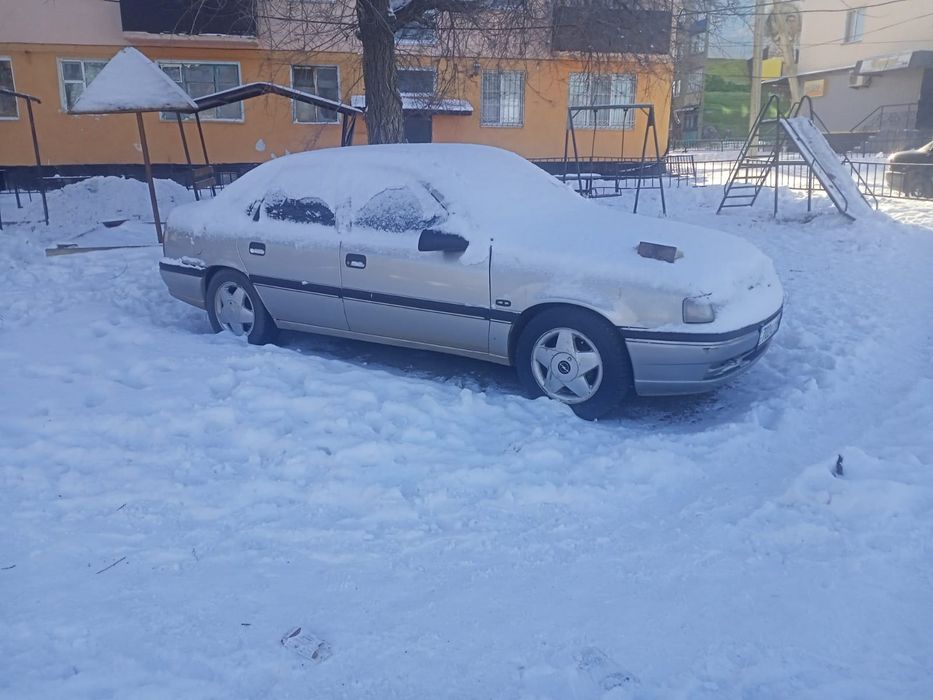 Продам Опель вектор 2.0 объем