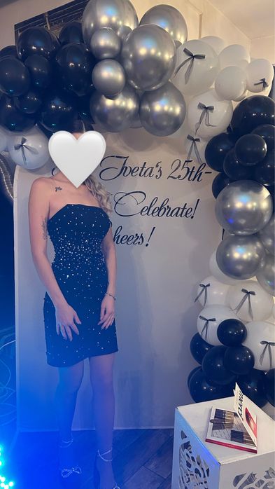 Официална черна рокля