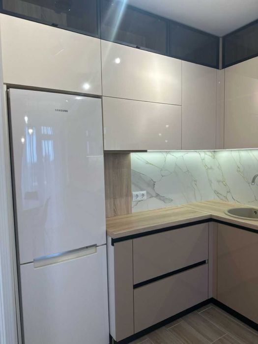 Дава се под наем Двустаен апартамент в София, Студентски град - 56 кв.м за 385 € - Снимка #3