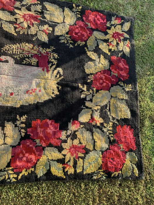 Carpeta veche de mai bine de 100 ani