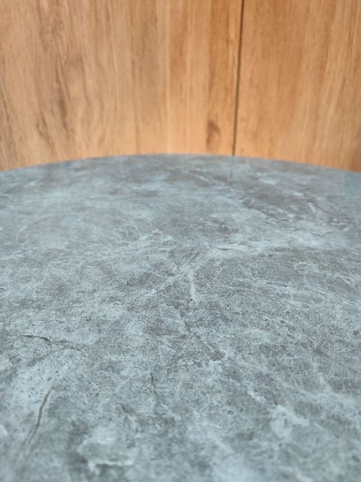 Журнальный столик ручной работы