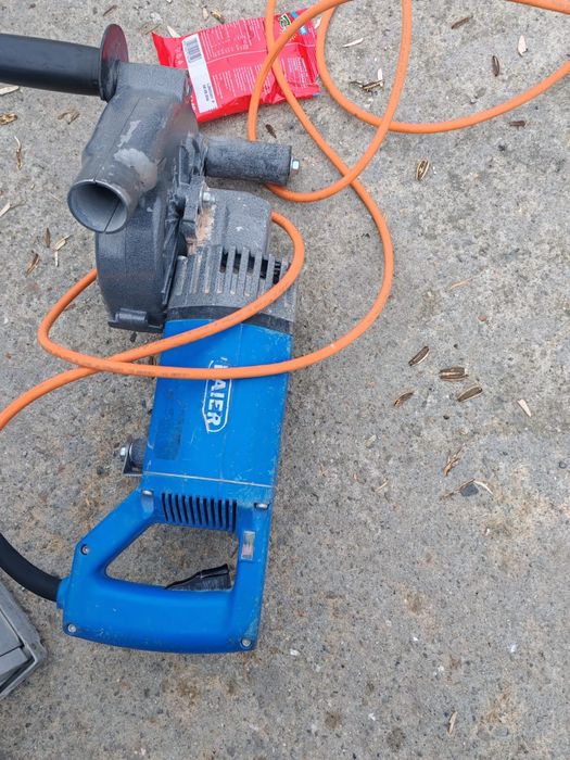 Masina de carotat sanțuri în perete profesiinala