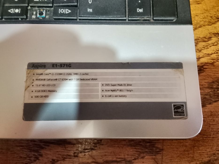 Acer Aspire E1-571G