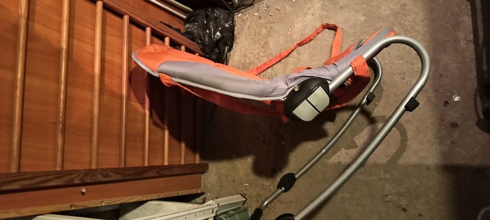 Бебешки шезлонг - люлка