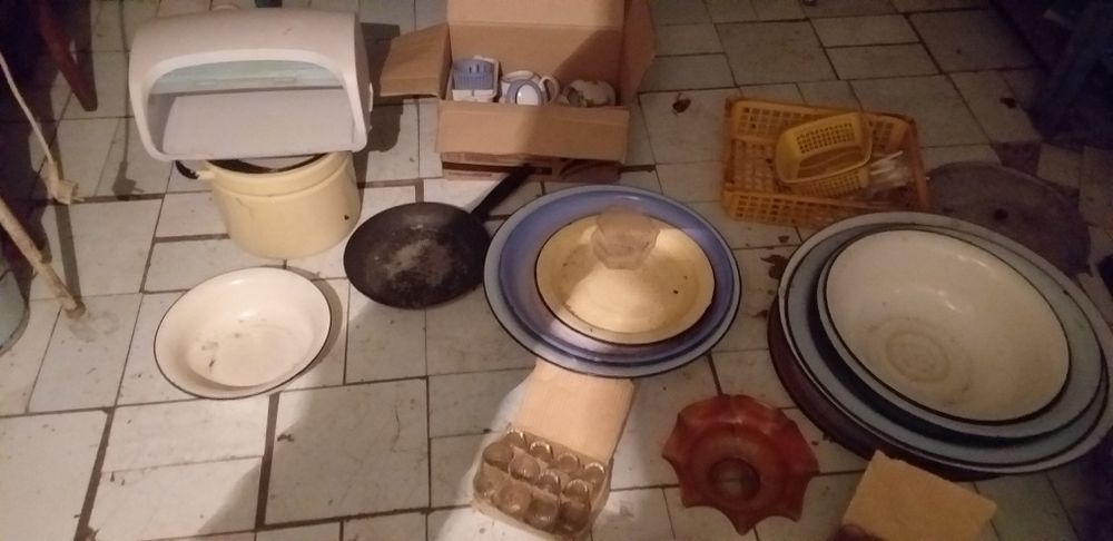 Продаём посуду б/у.