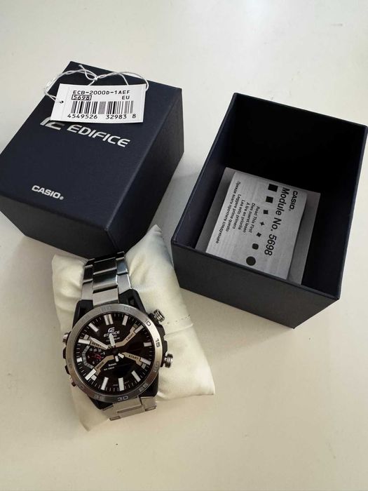 Часовник CASIO ECB-2000D-1AEF