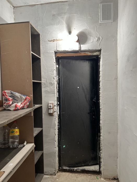 Продается кладовка 6 кв2.