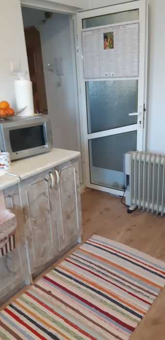 Apartament cu 4 camere, de vânzare
